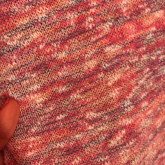 Pink top - Picture 4 of 4